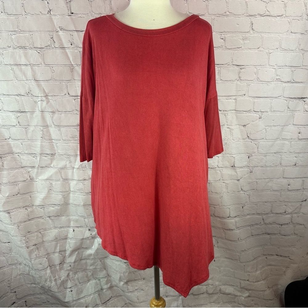 NWT annabelle boutique Red Oversized asymmetric hem Tunic Top womens S